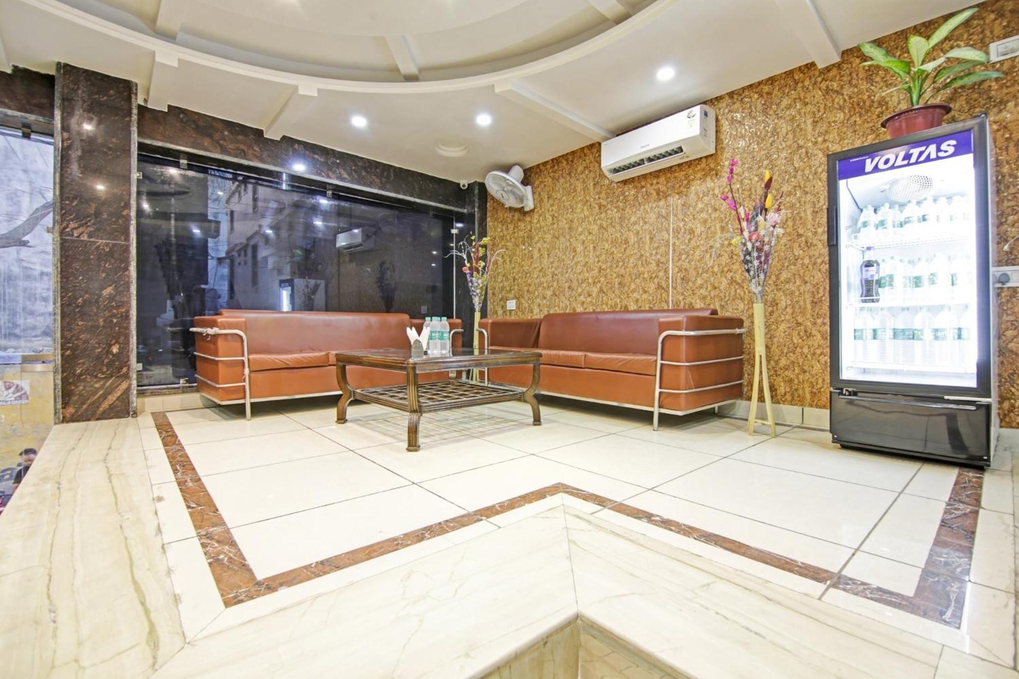 Hotel O Tez Plaza Nova Deli Exterior foto